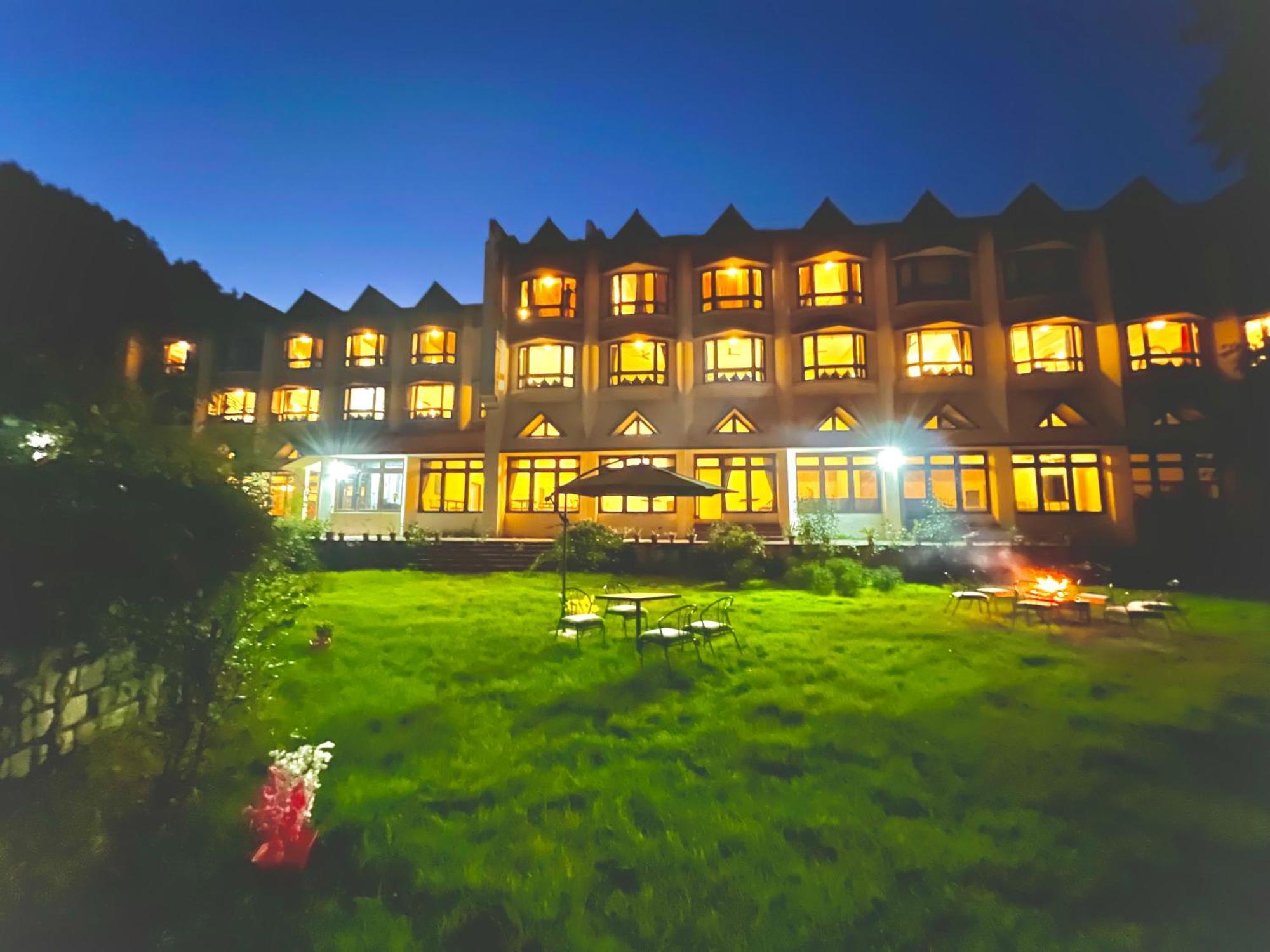 Ramayan Resort, In City Centre Manali By Ramanand Sagar Екстериор снимка